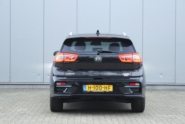 KIA e-Niro ExecutiveLine 64 kWh | SOH 100% | Stoelverwarming & koeling | Adaptief Cruise | Warmtepomp | Camera | Etc..