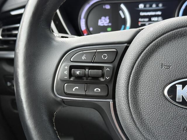 KIA e-Niro BWJ 2020 DynamicLine 204 PK 64 kWh FULL LED | HALF LEDER | ADAPTIVE CRUISE | STOEL + STUURVERW. | CAMERA | CARPLAY + ANDROID | NAVI | CLIMA | LMV | PDC
