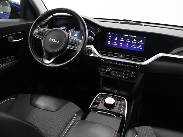 KIA e-Niro DynamicPlusLine 64 kWh | Panoramadak | Stoel/Stuurwielverwarming | Adaptieve Cruise Control | Keyless Go | LED Koplampen |
