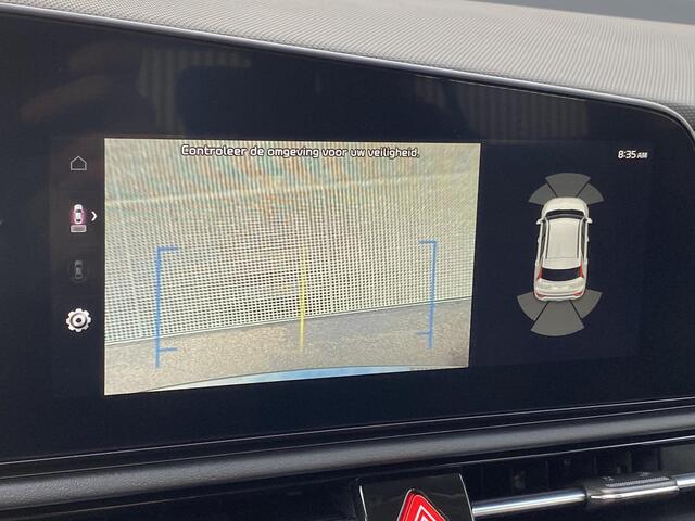 KIA e-Niro EV DynamicLine 64.8 kWh navigatie Apple CarPlay/Android Auto, NL-AUTO! parkeersensoren v&a, achteruitrij camera, adaptieve cruise control, BTW-auto