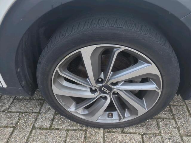 KIA e-Niro ExecutiveLine 64 kWh Camera Vol Leder mem Seats parelmoerlak