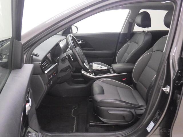 KIA e-Niro DYNAMICPLUSLINE 64 KWH I 3-FASE I SCHUIF/KANTELDAK I 100% SOH