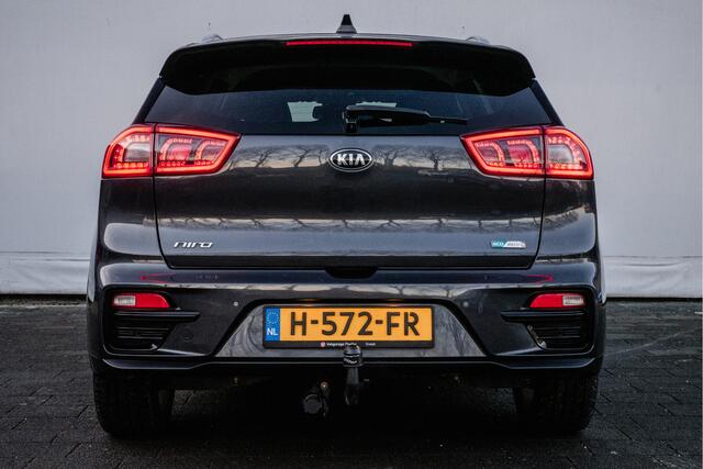 KIA e-Niro ExecutiveLine 64 kWh Trekhaak/ Lederen int./ Stuur+stoelverwarming/ Blindspot/ Camera