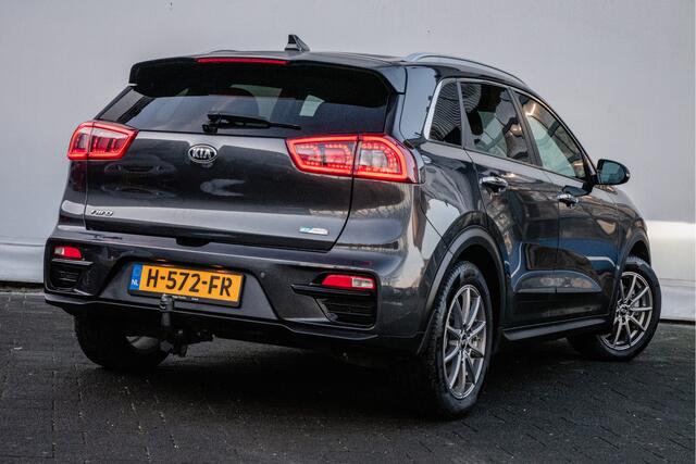 KIA e-Niro ExecutiveLine 64 kWh Trekhaak/ Lederen int./ Stuur+stoelverwarming/ Blindspot/ Camera