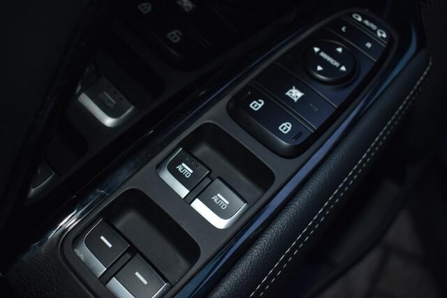 KIA e-Niro ExecutiveLine 64 kWh | Navigatie | Camera | Adaptive Cruise Control | Stoel Verkoeling+Verwarming |