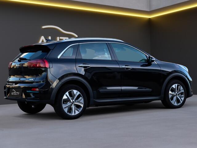 KIA e-Niro DynamicLine 64 kWh 100% SOH l 3 FASE l Camera l Adaptive l Warmt