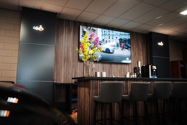 KIA e-Niro ExecutiveLine 64 kWh 100% SOH! l 3 Fase l Warmtepomp l Leder