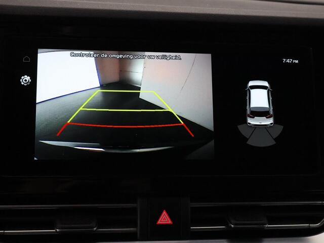 KIA e-Niro DynamicLine 64 kWh | SOH 100% ACCU | 450 km actieradius | Stuur-/Stoelverwarming | Navigatie | Camera | Half Leder |