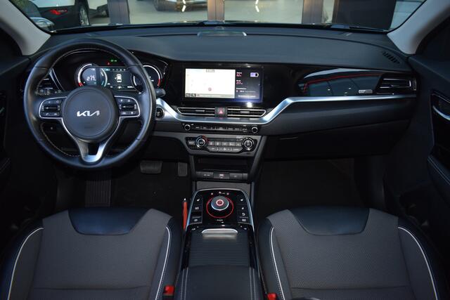 KIA e-Niro Edition 64 kWh Trekhaak | Adaptieve Cruise Control | Stuur + Stoelverwarming