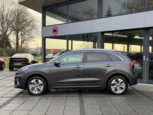 KIA e-Niro Aut. ExecutiveLine 64kWh | Trekhaak | Panorama | Navi | Camera |