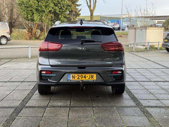 KIA e-Niro Aut. ExecutiveLine 64kWh | Trekhaak | Panorama | Navi | Camera |