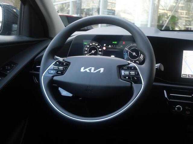 KIA e-Niro EV Light 64.8 kWh | Navi | Camera | Stand verwarming |