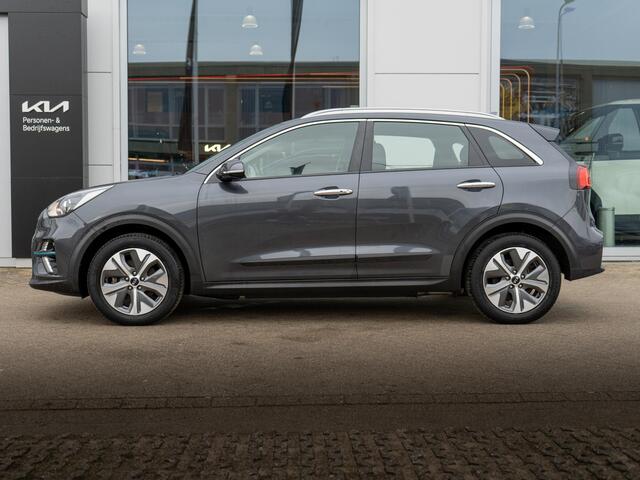 KIA e-Niro DynamicLine 64 kWh 3 Fase | Keyless | Camera | Navigatie | Carplay | DAB+ |
