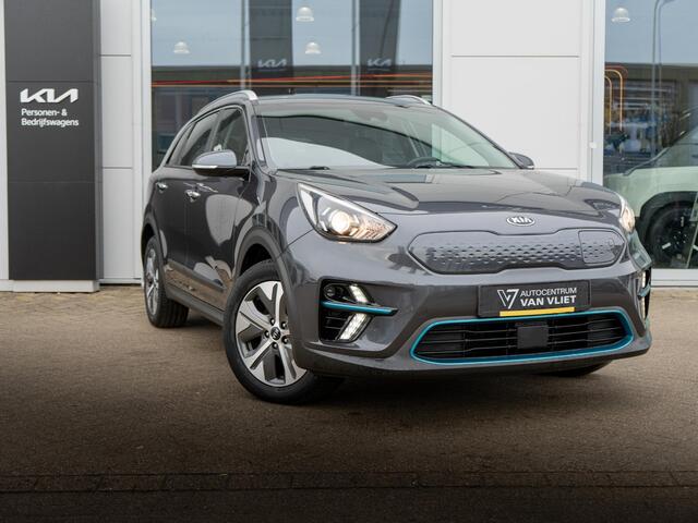 KIA e-Niro DynamicLine 64 kWh 3 Fase | Keyless | Camera | Navigatie | Carplay | DAB+ |