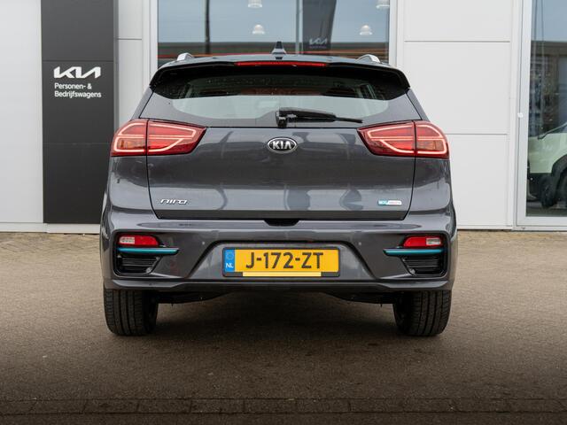 KIA e-Niro DynamicLine 64 kWh 3 Fase | Keyless | Camera | Navigatie | Carplay | DAB+ |