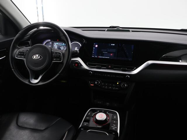 KIA e-Niro ExecutiveLine 64 kWh | Trekhaak | Lederen Bekleding | Dodehoekdetectie | Stoel/Stuurwielverwarming | Stoelventilatie | Elektrisch bedienbare bestuurdersstoel met geheugenfunctie |
