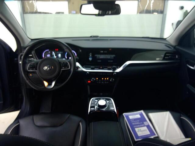 KIA e-Niro EXECUTIVELINE 64 KWH I 3-FASE I 100% SOH I P-CAMERA I APPLE CARPLAY I ADAPTIVE CRUISE CONTROL