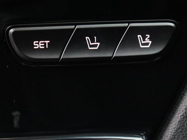 KIA e-Niro ExecutiveLine 64 kWh | Leder | Stoelventilatie | Adaptive cruise | Camera | Warmtepomp | Trekhaak | Achterbankverwarming | Carplay | Full LED | Keyless | Navigatie | JBL Sound