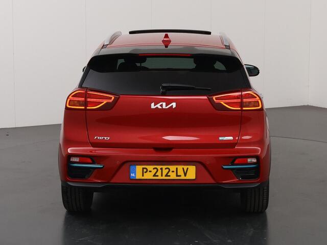 KIA e-Niro DynamicPlusLine 64 kWh | Panoramadak | Stoel/Stuurwielverwarming | Adaptieve Cruise Control | Keyless Go | LED Koplampen |