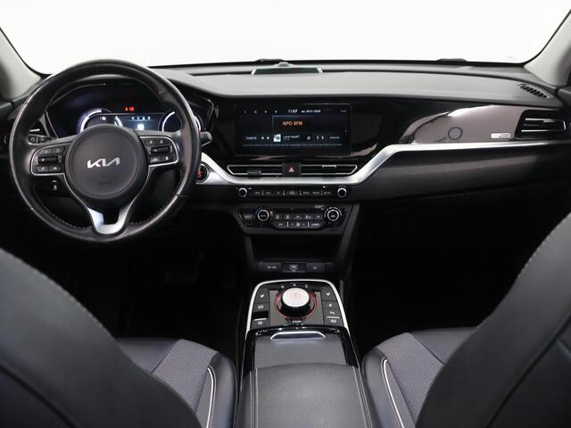 KIA e-Niro DynamicPlusLine 64 kWh | Panoramadak | Stoel/Stuurwielverwarming | Adaptieve Cruise Control | Keyless Go | LED Koplampen |