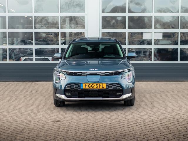 KIA e-Niro EV Plus 64.8 kWh l Lederlook bekleding l Stoelverwarming l El. verstelbare stoelen l