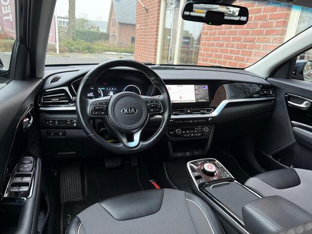 KIA e-Niro DynamicLine 64 kWh FASE 3 / SOH 100% / CAMERA / LED / NAVI / CLI