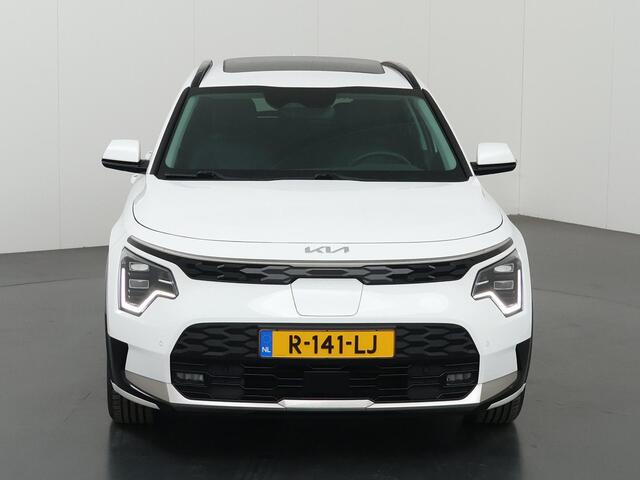 KIA e-Niro EV DynamicPlusLine 64.8 kWh | Panoramadak | Stoel/Stuurwielverwarming | Head-Up Display | Dodehoek Detectie |