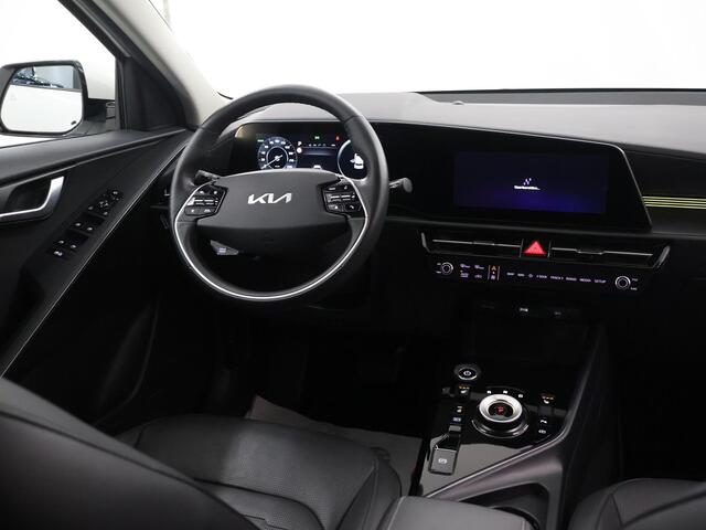 KIA e-Niro EV DynamicPlusLine 64.8 kWh | Panoramadak | Stoel/Stuurwielverwarming | Head-Up Display | Dodehoek Detectie |