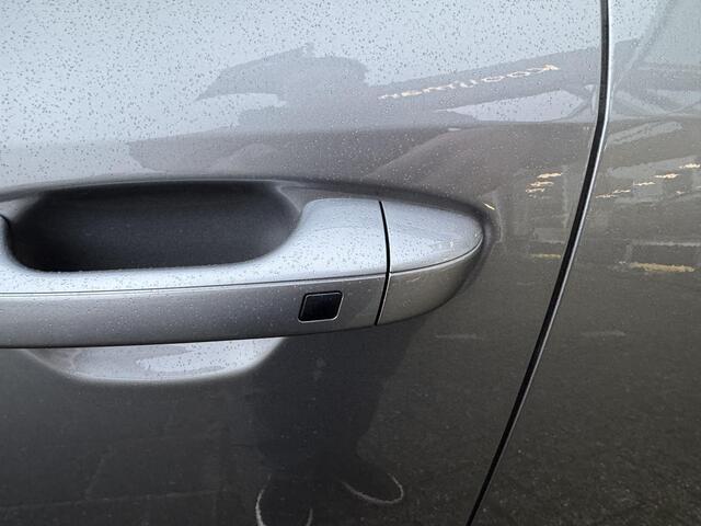 KIA e-Niro EV Limited Edition 64.8 kWh , Direct Leverbaar!, Inclusief 2000 euro Inruilpremie!, Complete Uitvoering!, Voorraadkorting!