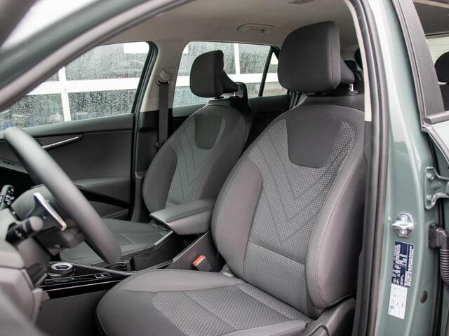KIA e-Niro EV Light 64.8 kWh l navigatie l Apple car play android auto l