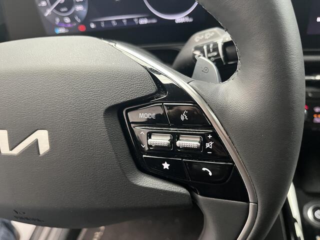 KIA e-Niro EV Air 64.8 kWh , Adaptieve cruisecontrol, Stoel en Stuurverwarming, Dodehoekdetectie, Keyless Entry, Achteruitrij Camera