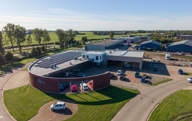 KIA e-Niro 64kWh DynamicPlusLine - Navigatie - Camera - Elektr. schuifdak - Stoel- en stuurverwarming - Fabrieksgarantie tot 12-2028