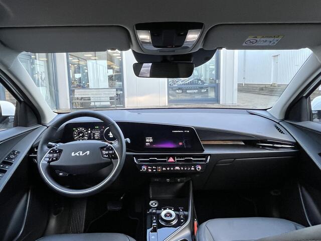 KIA e-Niro EV Edition 64.8 kWh | 204pk/NL Auto/1e Eig./Navi/Adapt.Cruise/Camera/Clima/Stoel+Stuurverwarming/Apple CarPlay-Android Auto
