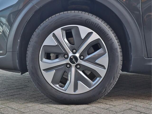 KIA e-Niro Edition 64 kWh 3-Fase | Navigatie | Camera | Stoel/Stuurverwarming | ECC-Airco | Trekhaak | Tot 10Jr. Kia Garantie |