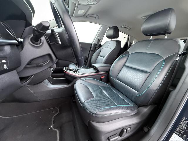 KIA e-Niro ExecutiveLine 64kWh SOH 100% Warmtepomp Leder Elek.Stoel+Memory JBL®-Audio Pdc Navi Ecc Camera Apple Carplay Android Auto Stoelverwarming+Koeling Stuurverwarming Lmv Privacy Glas DAB Vess Lane Assist Blind Spot 100% Dealeronderhouden