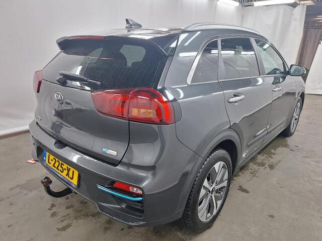 KIA e-Niro DYNAMICPLUSLINE 64 KWH I TREKHAAK I 100% SOH I 3-FASE I APPLE CARPLAY I P-CAMERA I ADAPTIVE CRUISE CONTROL
