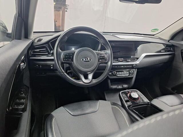 KIA e-Niro DYNAMICPLUSLINE 64 KWH I TREKHAAK I 100% SOH I 3-FASE I APPLE CARPLAY I P-CAMERA I ADAPTIVE CRUISE CONTROL