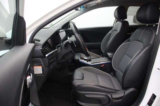 KIA e-Niro DynamicPlusLine 3 Fase 64 kWh - Carplay, Half Leer, Camera, Stuur/Stoelverw. JBL