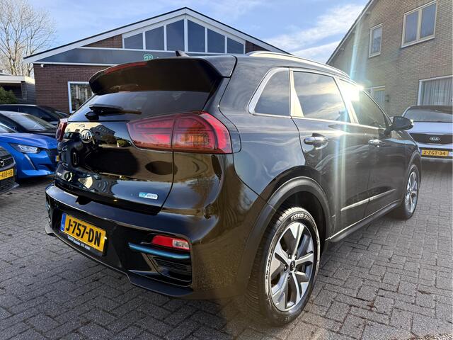 KIA e-Niro ExecutiveLine 64 kWh 3-Fase, Leer, Camera, Stoel/Stuur Verwarming