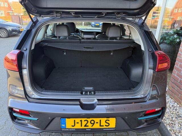 KIA e-Niro DynamicLine 64 kWh FASE 3 / STOELVERW. / STUURVERW. / CAMERA / R