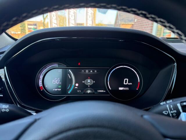 KIA e-Niro DynamicLine 64 kWh FASE 3 / STOELVERW. / STUURVERW. / CAMERA / R