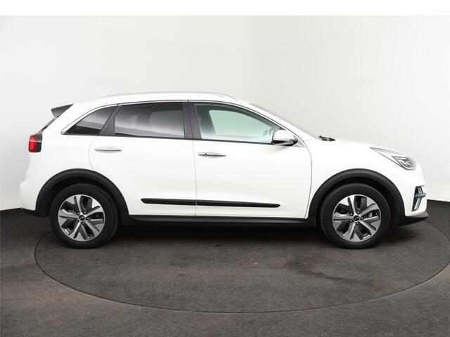 KIA e-Niro ExecutiveLine 64 kWh | 3-fase o Warmtepomp o Leder o Keyless