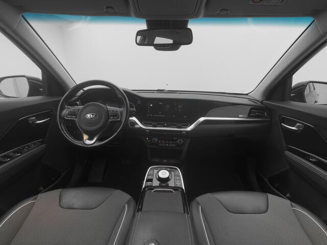 KIA e-Niro DynamicLine 64 kWh | CAMERA | KEYLESS | ADAPTIVE | STOEL- EN STUURVERW.