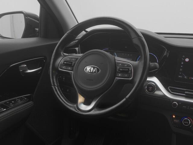 KIA e-Niro DynamicLine 64 kWh | CAMERA | KEYLESS | ADAPTIVE | STOEL- EN STUURVERW.