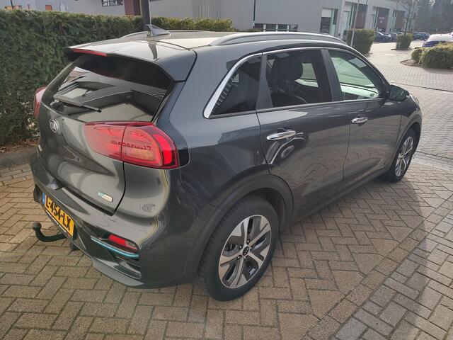 KIA e-Niro DynamicPlusLine 64 kWh Trekhaak Navigatie Camera Carplay Stoel-Stuurverwarming