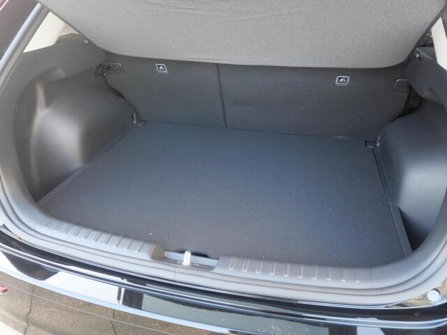 KIA e-Niro EV Light Advanced 64.8 kWh | Carplay | Camera | Stoel-stuurverwarming |