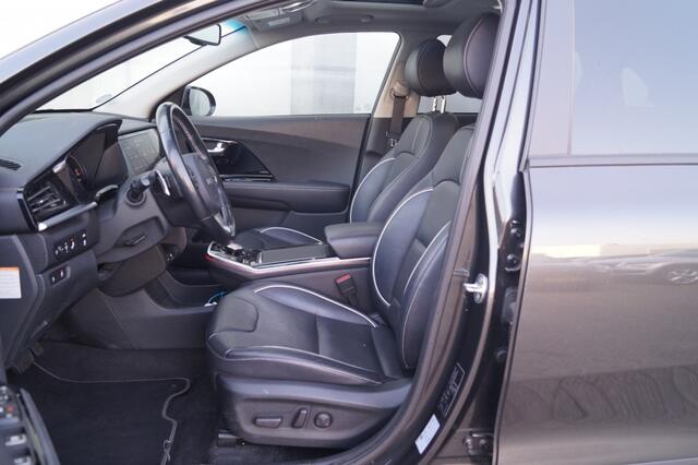 KIA e-Niro ExecutiveLine 64kWh -LEER-S.DAK-NAVI-ECC-CAM-