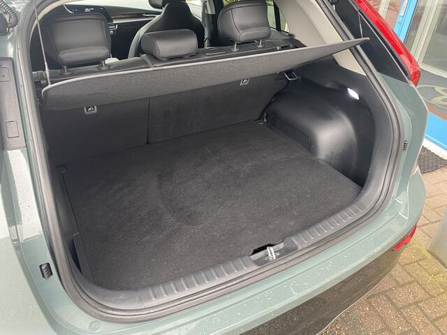 KIA e-Niro EV ExecutiveLine 64.8 kWh Leer Schuifdak Trekhaak