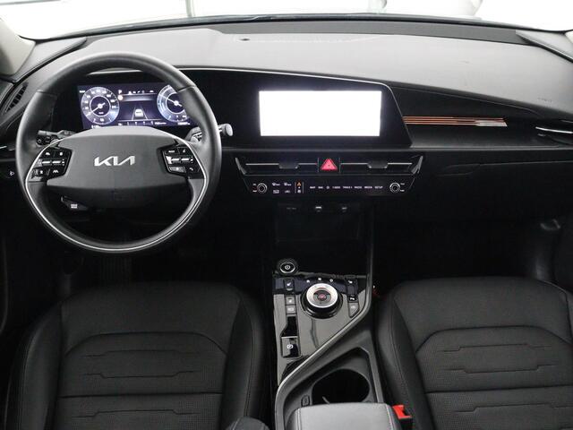 KIA e-Niro EV DynamicPlusLine 64.8 kWh | SOH 100% | Schuifdak | Leder | Stoelverwarming | Adaptive cruise | Camera | Carplay | Dodehoek detectie | Naviagtie | Harman/Kardon