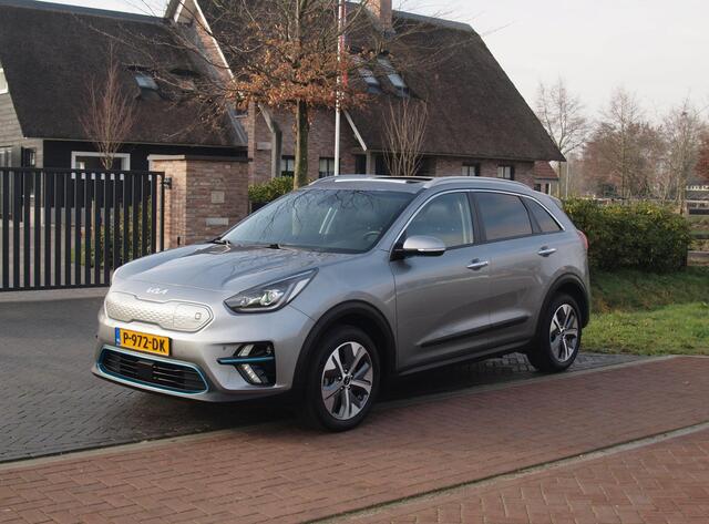 KIA e-Niro DynamicPlusLine 64 kWh | SOH 100% | Fase 3 | Panoramadak | Camera | Apple Carplay | Cruise Control